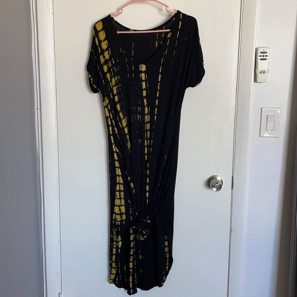 Black and yellow sundress